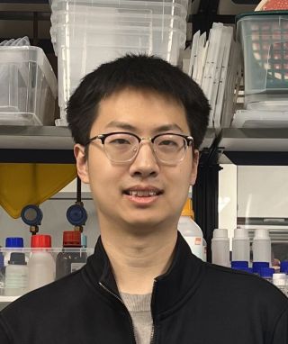 Zhengyu Yang